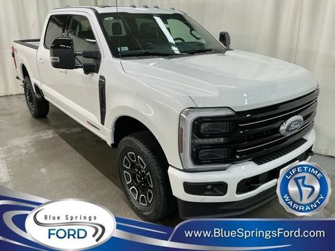 New 2026 Ford F250 Platinum AWD/4WD image 1