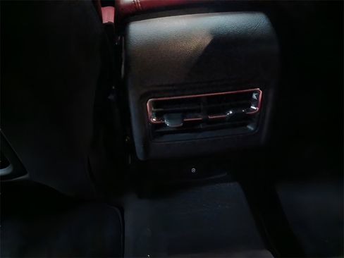 Used 2024 Lincoln Corsair Reserve w/ Jet Appearance Package image 21