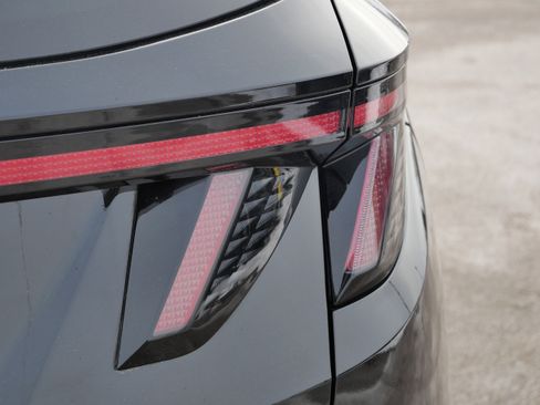 Certified 2023 Hyundai Tucson SEL w/ Convenience Package image 17