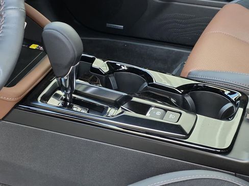 New 2026 Subaru Forester Touring AWD/4WD image 32