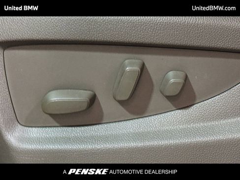 Used 2017 GMC Yukon XL Denali w/ Open Road Package image 4