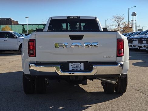 New 2026 RAM 3500 Tradesman image 12