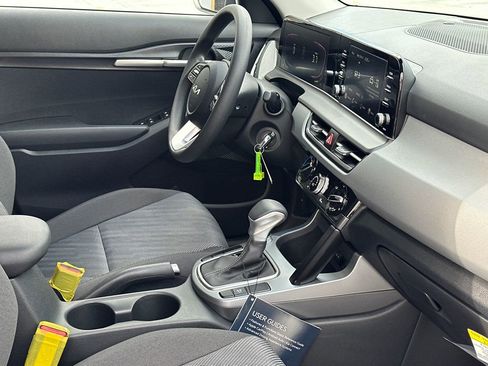 New 2026 Kia Seltos LX image 9