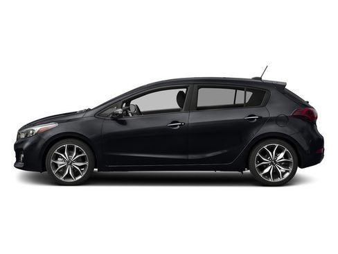 Used 2017 Kia Forte LX image 3