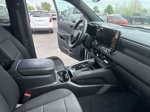 Certified 2023 Chevrolet Colorado Trail Boss w/ Advanced Trailering Package AWD/4WD image 35