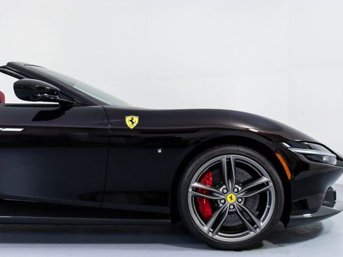 Certified 2024 Ferrari Roma Spider image 16