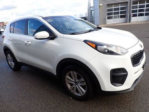 Used 2018 Kia Sportage LX image 4