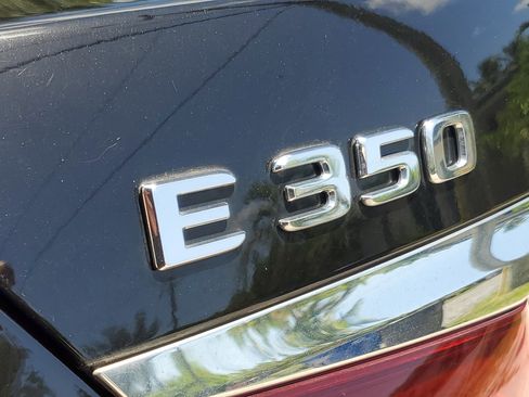 Used 2021 Mercedes-Benz E 350 4MATIC Sedan w/ Premium Package image 8