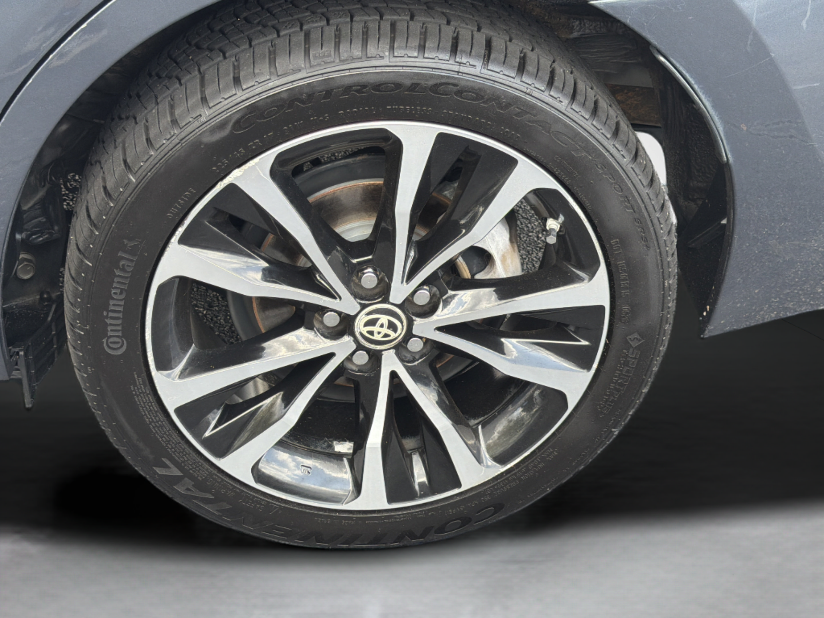 Used 2017 Toyota Corolla SE FWD image 27