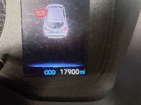 Used 2019 Toyota Corolla SE image 16