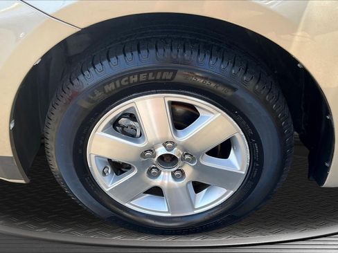 Used 2008 Toyota Sienna LE FWD image 32