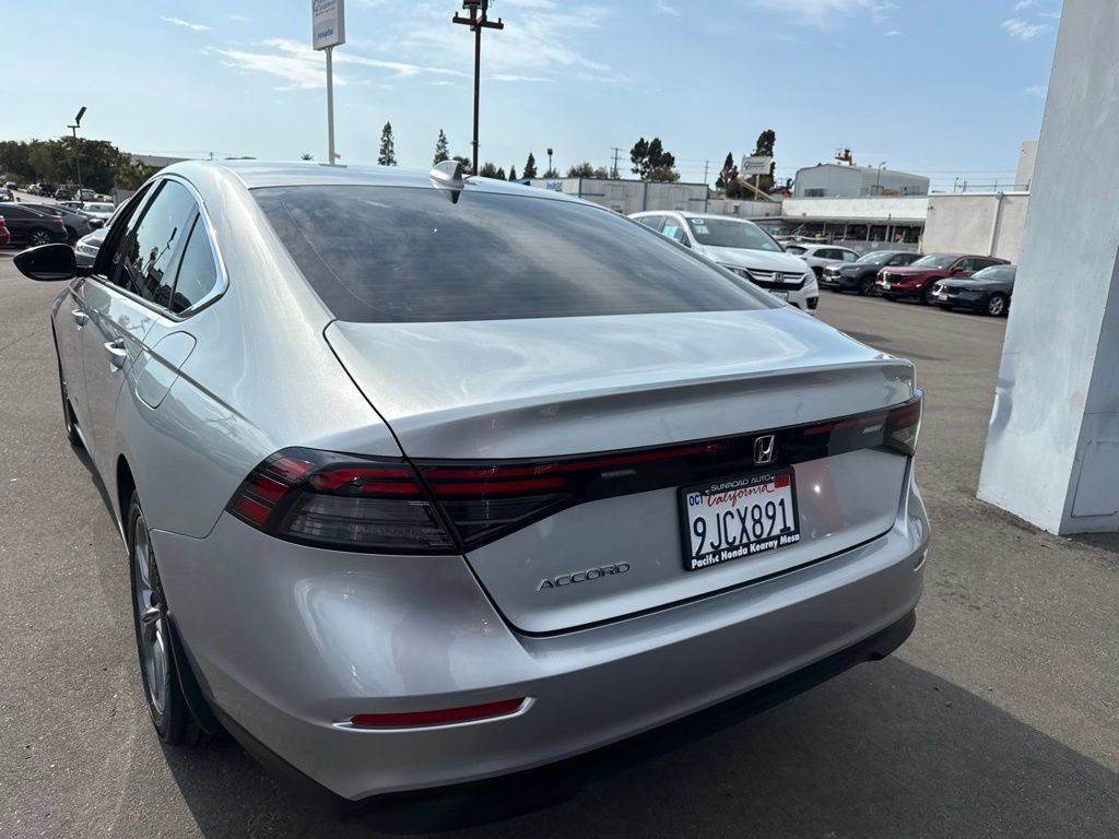 Used 2024 Honda Accord EX image 2