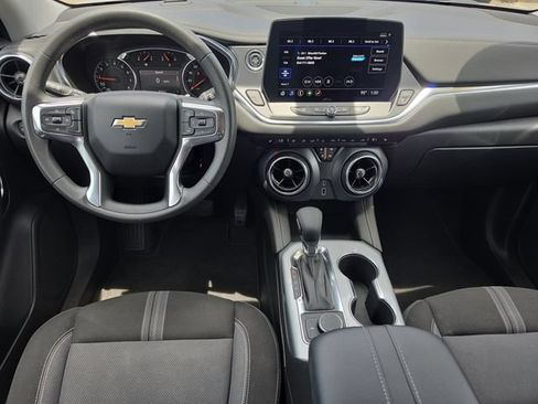Used 2024 Chevrolet Blazer LT w/ Driver Confidence Package FWD image 7