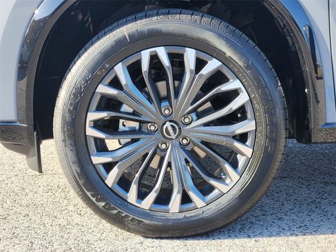 New 2026 Nissan Rogue Platinum image 7