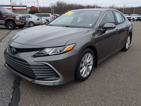 Used 2023 Toyota Camry LE image 2