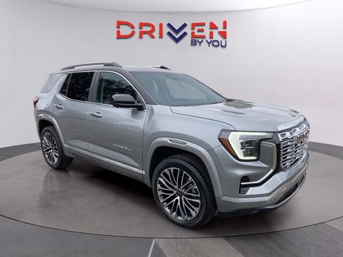 New 2026 GMC Terrain Denali w/ LPO, Floor Liner Package image 7