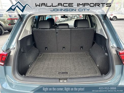 Used 2020 Volkswagen Tiguan SE w/ Panoramic Sunroof Package AWD/4WD image 44