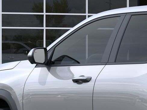 New 2027 Chevrolet Equinox LT w/ Convenience Package II AWD/4WD image 14