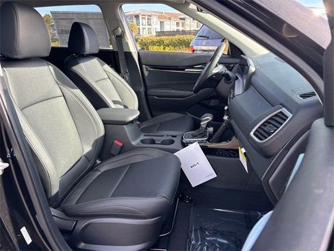 New 2026 Kia Seltos SX image 16