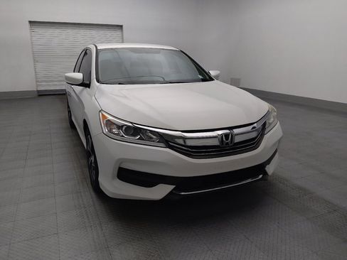 Used 2016 Honda Accord LX image 14