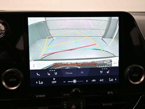 Used 2025 Lexus NX 250 FWD w/ Towing Package (2000 Lbs) image 19