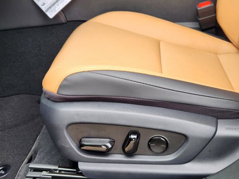 New 2025 Lexus ES 350 w/ Premium Package image 17