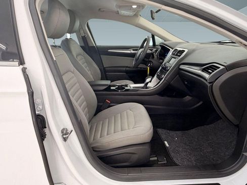 Used 2015 Ford Fusion S image 29