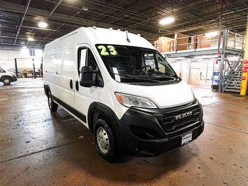 Used 2023 RAM ProMaster 2500 FWD image 1