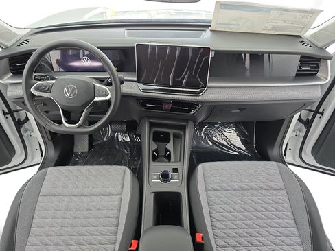 New 2026 Volkswagen Tiguan S FWD image 9