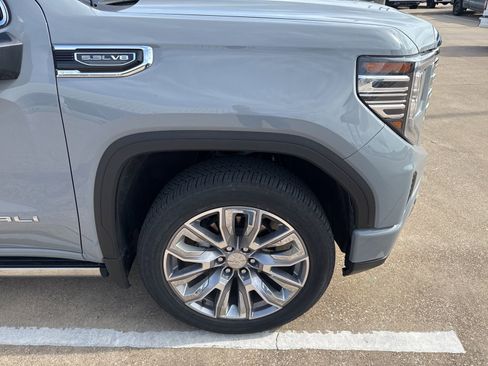 Used 2025 GMC Sierra 1500 Denali w/ Denali Reserve Package image 4