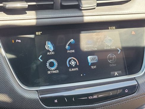 Used 2018 Cadillac XT5 FWD image 31