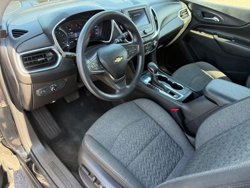 Used 2023 Chevrolet Equinox LT FWD image 11