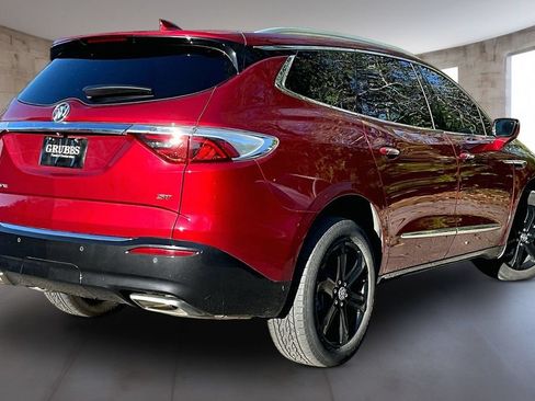Used 2023 Buick Enclave Essence w/ Experience Buick Package FWD image 2