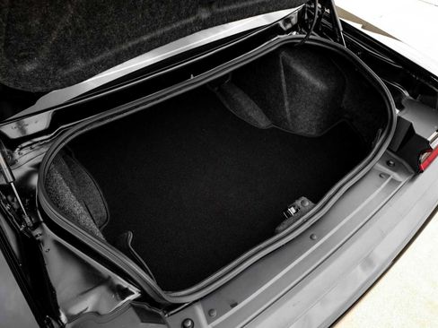 Used 2016 Dodge Challenger SRT Hellcat RWD image 42