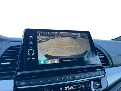 Used 2025 Honda Odyssey Sport-L image 13
