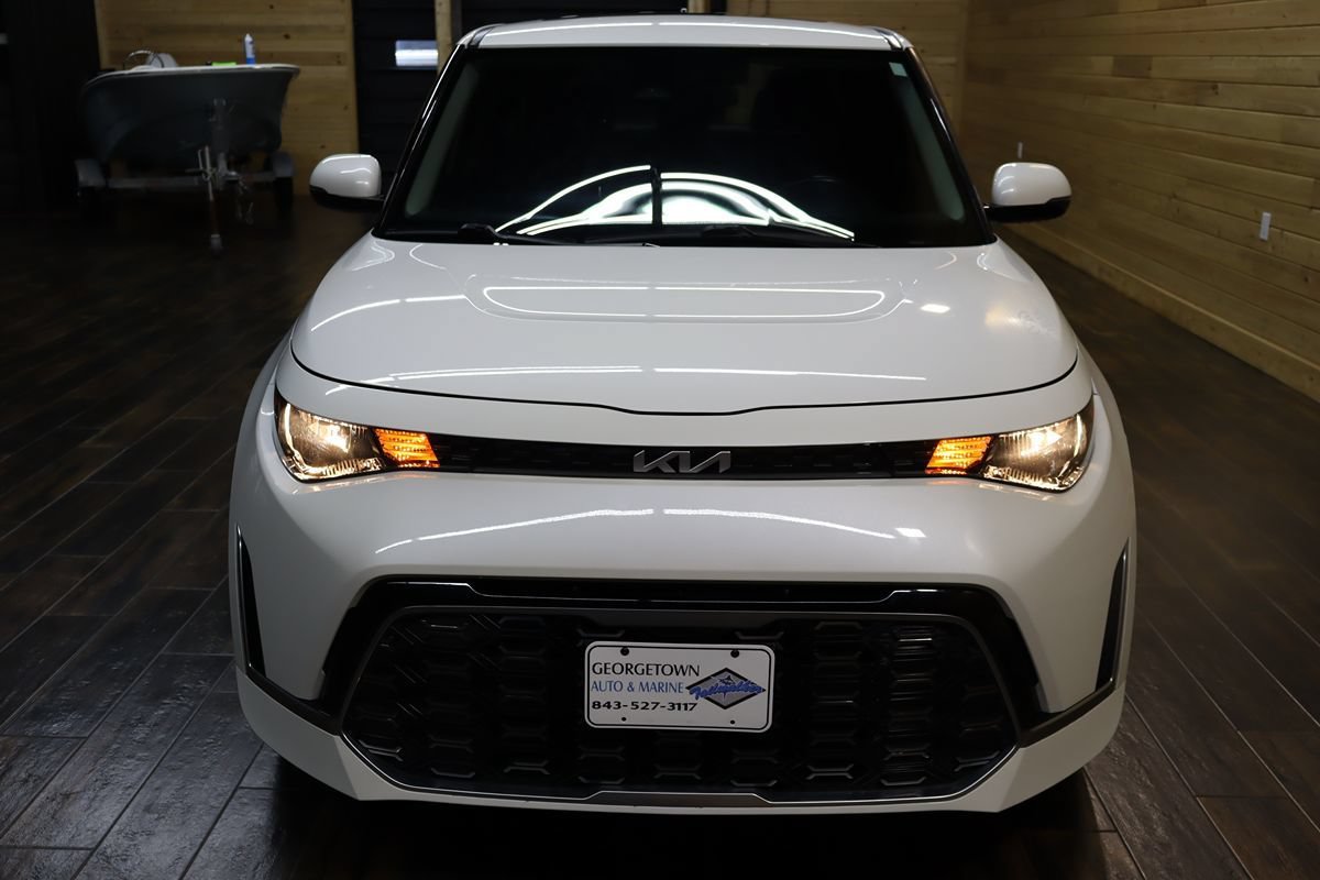 Used 2023 Kia Soul GT-Line FWD image 7
