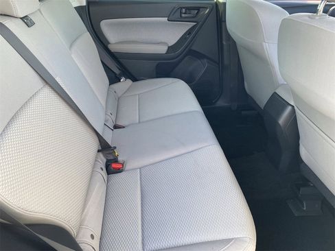 Used 2018 Subaru Forester 2.5i w/ Alloy Wheel Package image 11