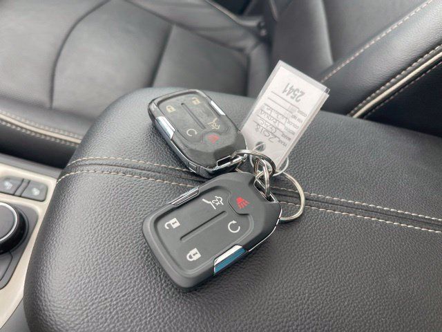 Used 2018 GMC Terrain Denali w/ LPO, 'HIT The Road' Package AWD/4WD image 29