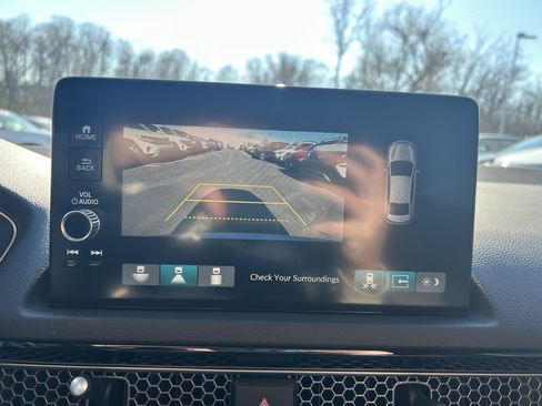 Used 2022 Honda Civic Touring image 14