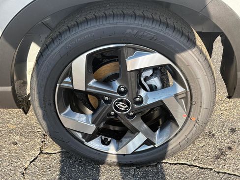 New 2026 Hyundai Venue SEL image 14