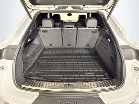 Used 2024 Porsche Cayenne Coupe AWD/4WD image 28