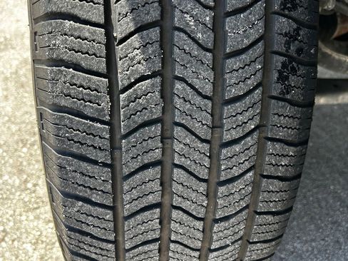 Used 2023 Ford F150 XLT image 42