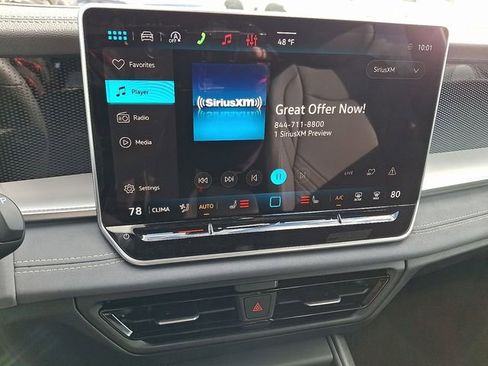 New 2026 Volkswagen Tiguan SE R-Line image 9