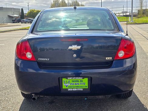 Used 2010 Chevrolet Cobalt Sedan FWD image 4