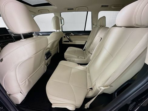 Used 2023 Lexus GX 460 Premium AWD/4WD image 26
