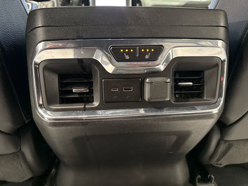 Used 2023 GMC Sierra 3500 Denali AWD/4WD image 43