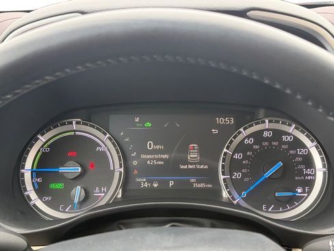 Used 2022 Toyota Highlander XLE image 19