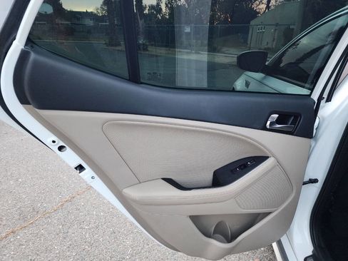 Used 2014 Kia Optima EX FWD image 39