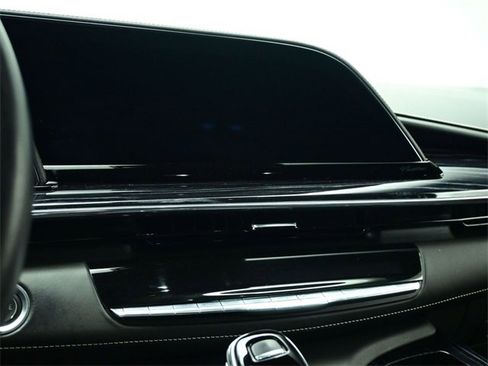 Used 2023 Cadillac Escalade ESV V image 26