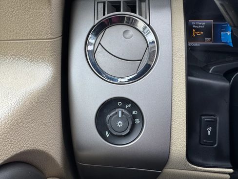 Used 2017 Ford Expedition EL Limited image 39